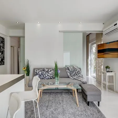 Apartamento Cozy Modern With Garden In The Center Next To Oktoberfest Múnich